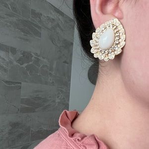 Vtg Pear Shaped Clip-Ons